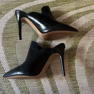 🖤Alias Mae Heeled Mules🖤